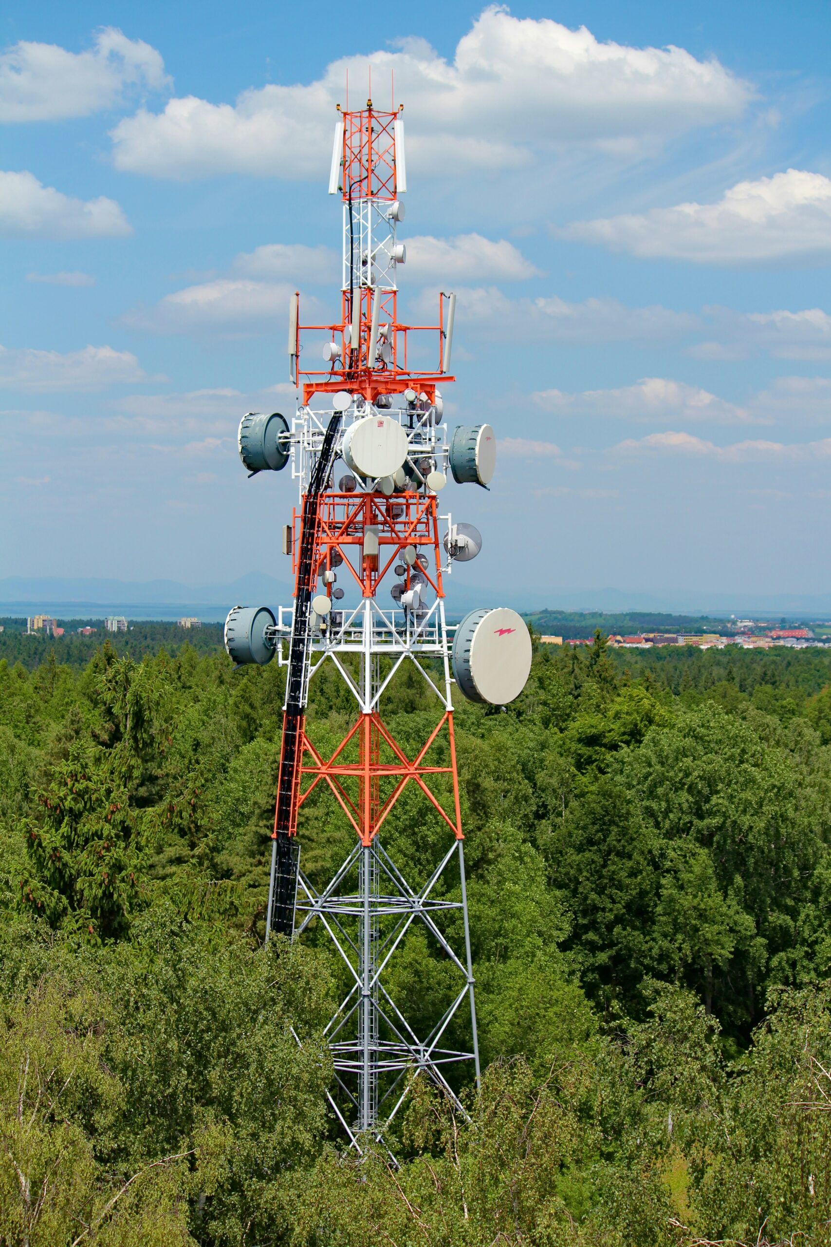 Telemetryczny: The Pulse of Modern Data Transmission